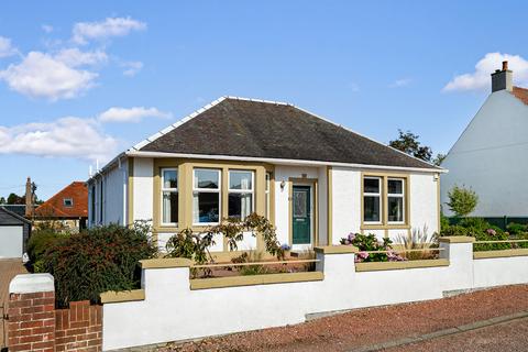 3 bedroom detached bungalow for sale, Whitehill Terrace, Lanark, ML11