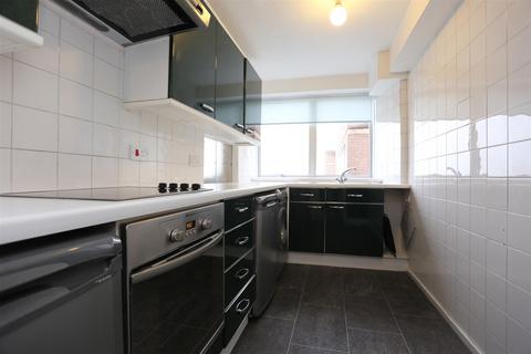 1 bedroom flat to rent, Ashdown, Eaton Road