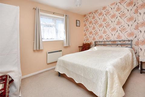 2 bedroom terraced house for sale, Horsefields, Gillingham