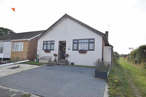 2 bedroom detached bungalow for sale, Fleetwood Avenue, Holland-on-Sea