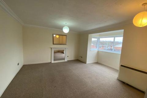 2 bedroom flat to rent, Ashley Lodge, Basingstoke RG21