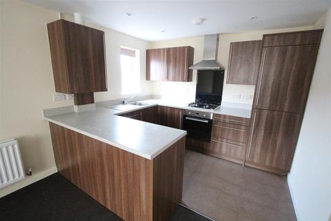 2 bedroom apartment to rent, 40 Easton DriveSittingbourneKent