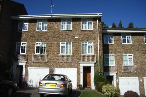 2 bedroom terraced house to rent, Guildford GU2