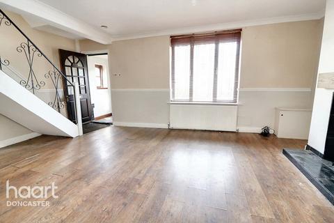 87 Avenue Road, Askern, Doncaster, DN6 0BG