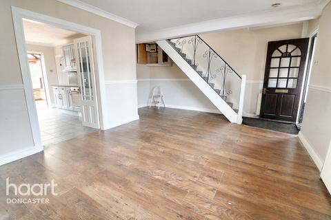 87 Avenue Road, Askern, Doncaster, DN6 0BG