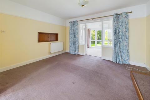 3 bedroom detached house for sale, Southfield Road, Gloucester