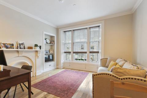28d Murray Place, Stirling, FK8 2DD