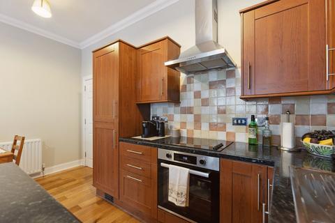 28d Murray Place, Stirling, FK8 2DD