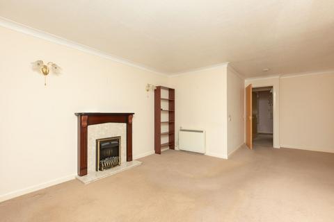 1 bedroom flat for sale, Church Court Grove, Broadstairs, CT10