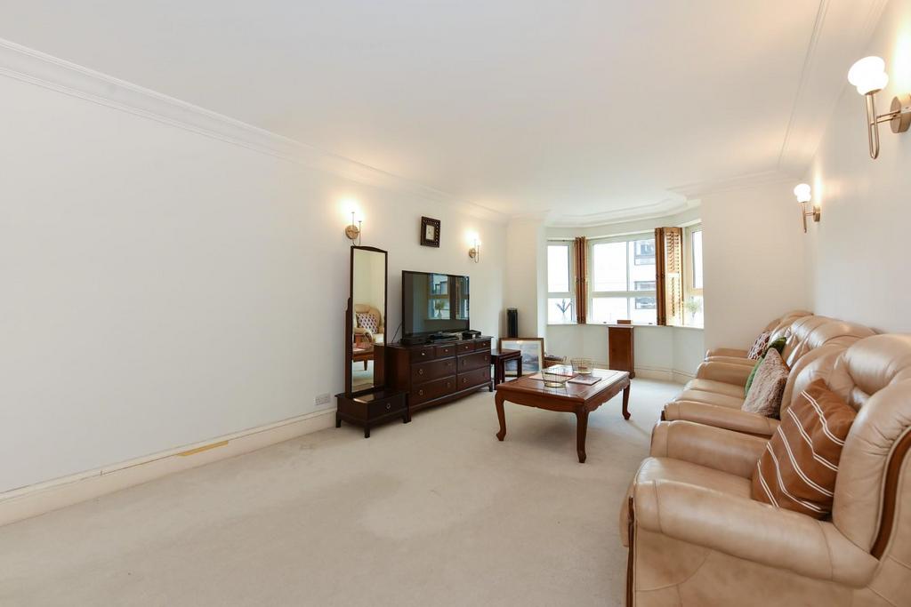 310, Regent Court (10).JPG