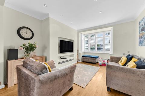 4 bedroom semi-detached house for sale, Avery Hill Road, Eltham SE9