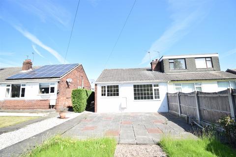 2 bedroom semi-detached bungalow to rent, Junction Lane, Ossett WF5