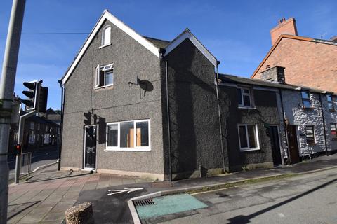 4 bedroom house for sale, Ffrydan Road, Bala