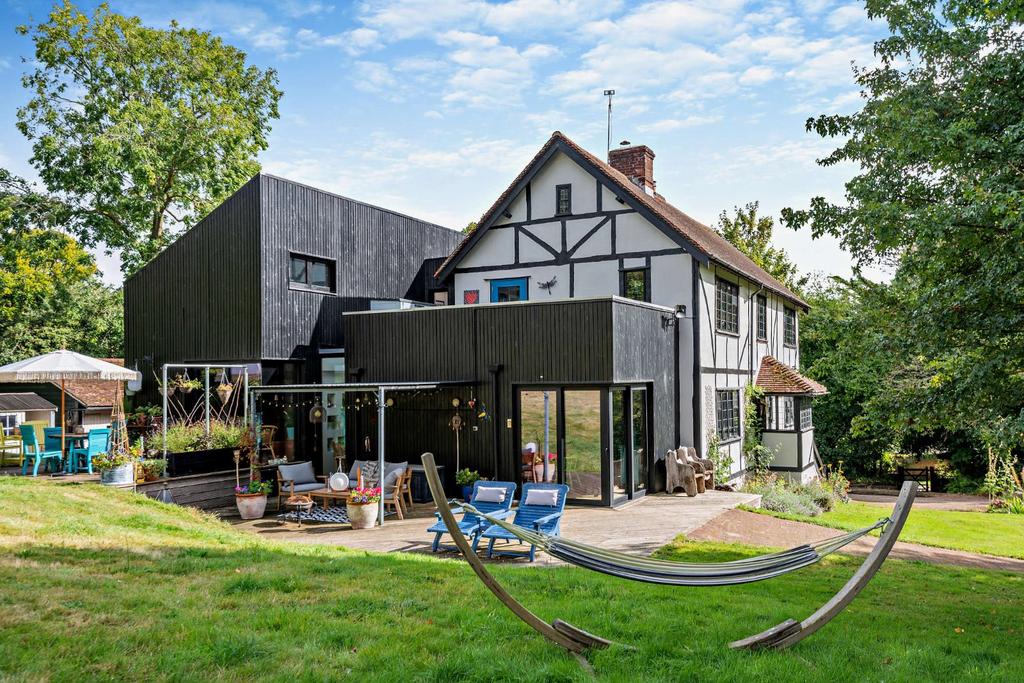 Modern Extension