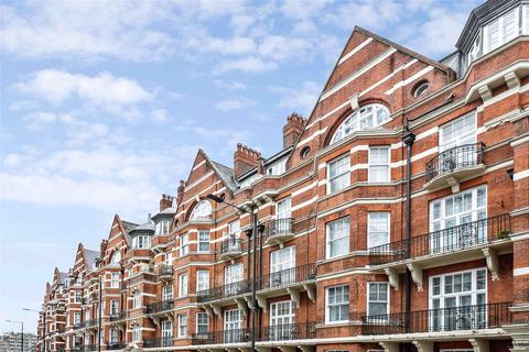 2 bedroom flat to rent, Argyll Mansions, Hammersmith Road, London, W14