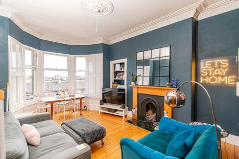 2 bedroom flat for sale, 10/6 Howard Street, Canonmills, Edinburgh EH3 5JP