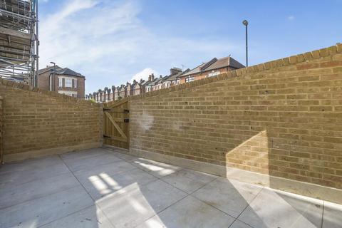 2 bedroom end of terrace house for sale, Newlands Park, Sydenham