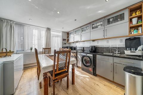 4 bedroom terraced house for sale, Grimsel Path, Camberwell SE5