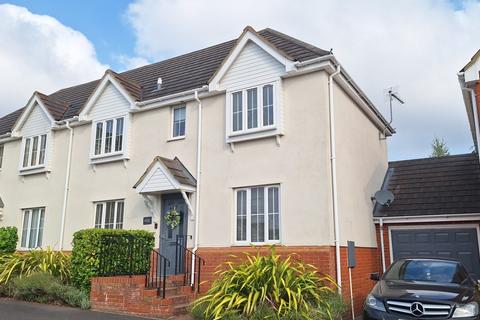 3 bedroom end of terrace house for sale, Byron Close, Stowmarket IP14