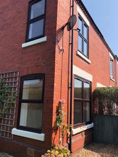 2 bedroom end of terrace house to rent, Chapel View, Helsby, WA6