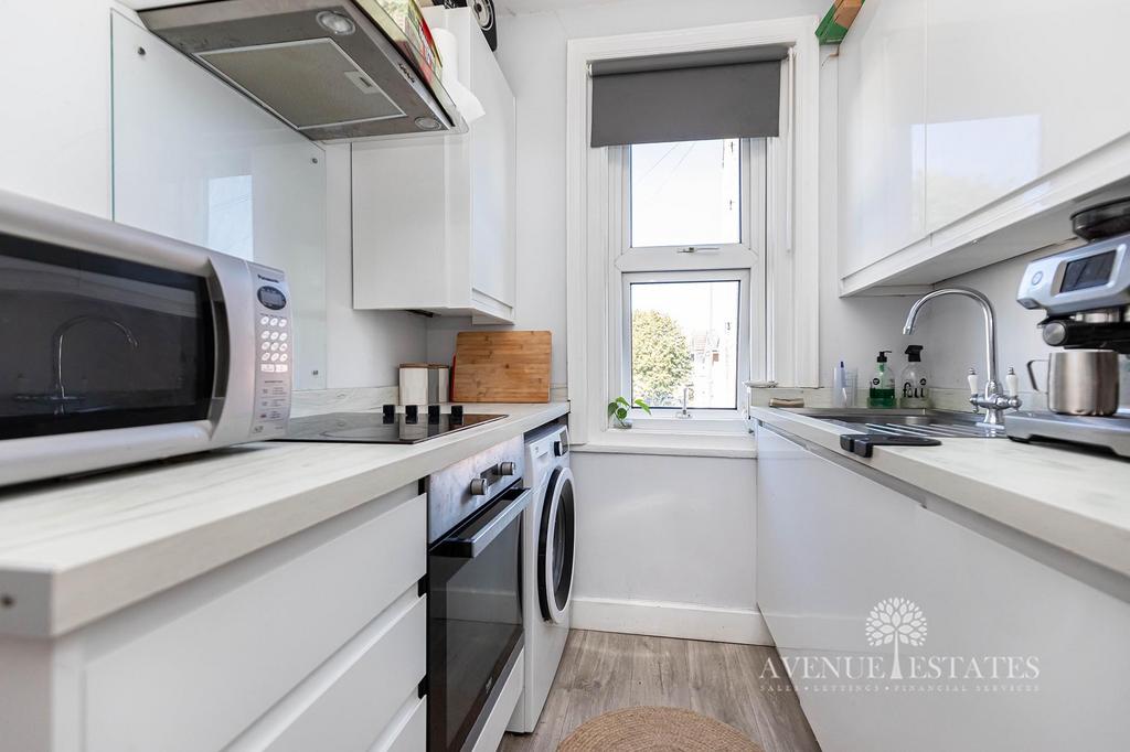 Apartment in Bournemouth - View 5