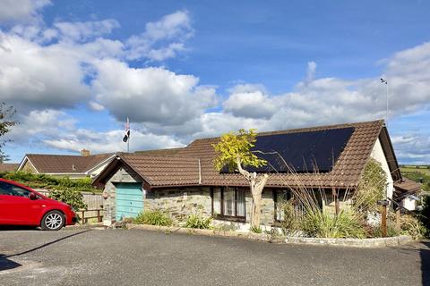 4 bedroom detached bungalow for sale, Valley View, Wadebridge, PL27