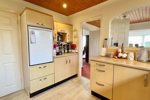 4 bedroom detached bungalow for sale, Valley View, Wadebridge, PL27