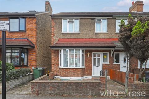 3 bedroom semi-detached house for sale, Royston Avenue, London E4