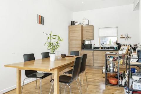 2 bedroom apartment for sale, Dalston Lane, London, E8