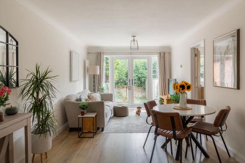 2, Alma Court Alma Road, Northchurch, Berkhamsted, HP4 3RF