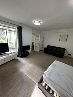 Studio to rent, Brunswick Place, Hove BN3