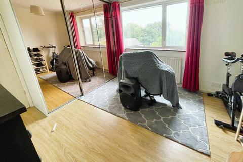 32 Romney Way, Birmingham, B43 7TL