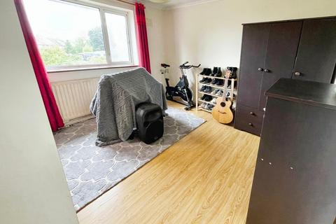 32 Romney Way, Birmingham, B43 7TL
