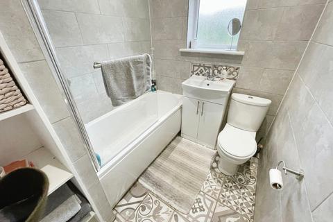 32 Romney Way, Birmingham, B43 7TL