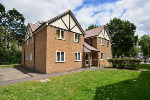 1 bedroom apartment to rent, Goldcrest, Raven Close, Colindale, London, NW9