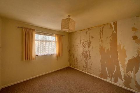 37 Milhoo Court, Waltham Abbey, EN9 3DW