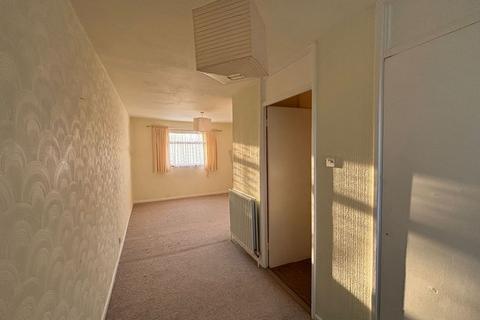 37 Milhoo Court, Waltham Abbey, EN9 3DW