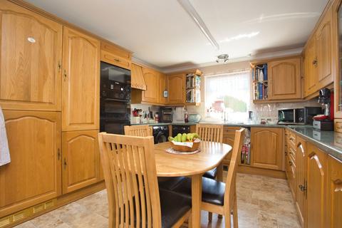 2 bedroom detached house for sale, Mayfield Road, Whitfield, CT16