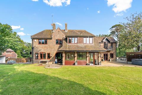 6 bedroom detached house for sale, Little Common Road, Bexhill-on-Sea TN39