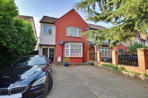 2 bedroom flat for sale, London Road, Enfield