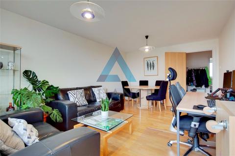 3 bedroom penthouse to rent, Medland House, London E14