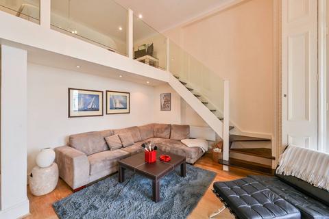 2 bedroom flat for sale, Queens Gate, South Kensington, London, SW7