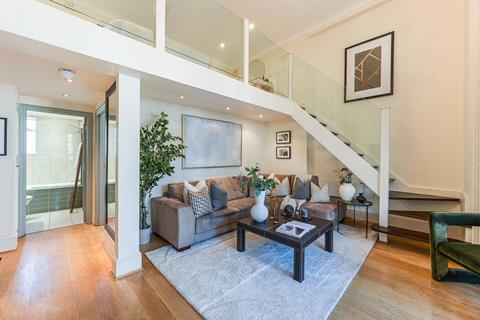 1 bedroom flat for sale, Queens Gate, South Kensington, London, SW7