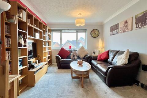 2 bedroom flat for sale, Anton Drive, Minworth, Sutton Coldfield