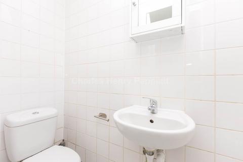 Studio to rent, Alexandra Road, Hornsey, N8