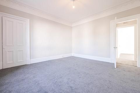 3 bedroom flat to rent, Molison Street, Stobswell, Dundee, DD4