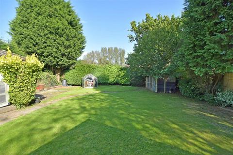 29 Sutherland Crescent, Blythe Bridge, Stoke-on-trent, ST11 9JT