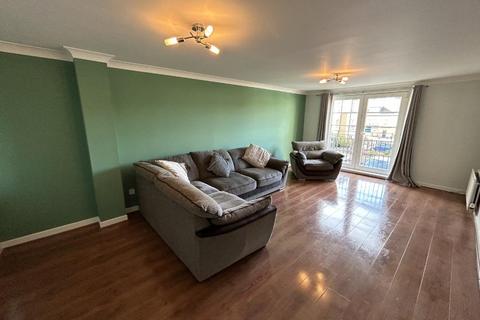 2 bedroom flat to rent, Powderhall Rigg, Canonmills, Edinburgh, EH7