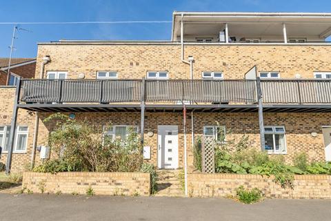 2 bedroom flat for sale, Sunbury-On-Thames,  Middlesex,  TW16