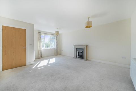 2 bedroom flat for sale, Sunbury-On-Thames,  Middlesex,  TW16